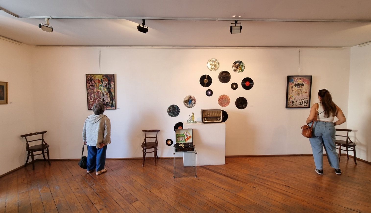 Os Loucos anos 60 - Exposição Coletiva do AveiroArte, na Galeria Morgados da Pedricosa