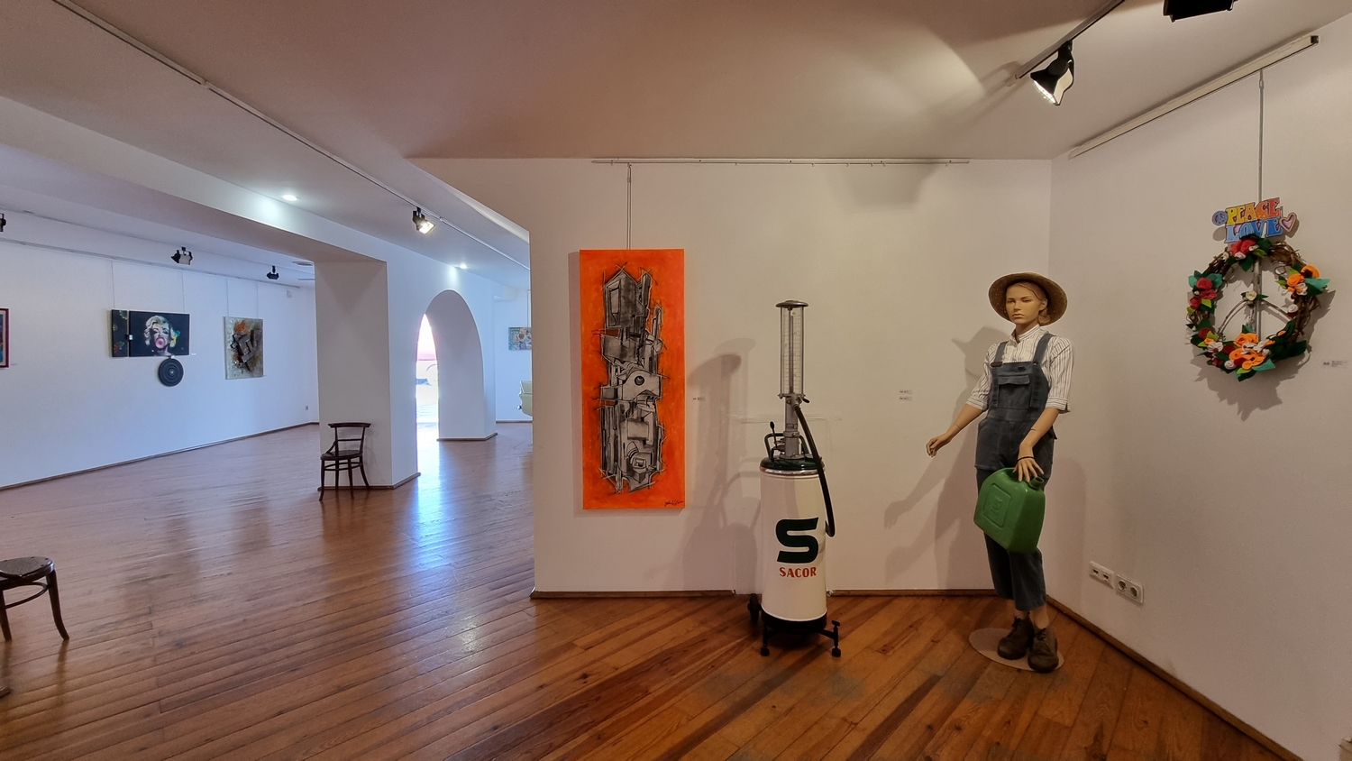 Os Loucos anos 60 - Exposição Coletiva do AveiroArte, na Galeria Morgados da Pedricosa